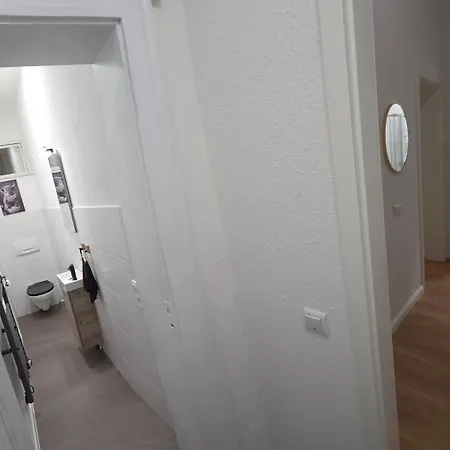 Max Hinterhaus Semesterbostad Dresden