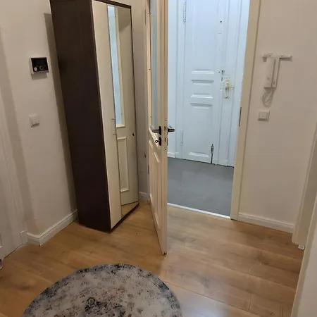 Max Hinterhaus * ドレスデン